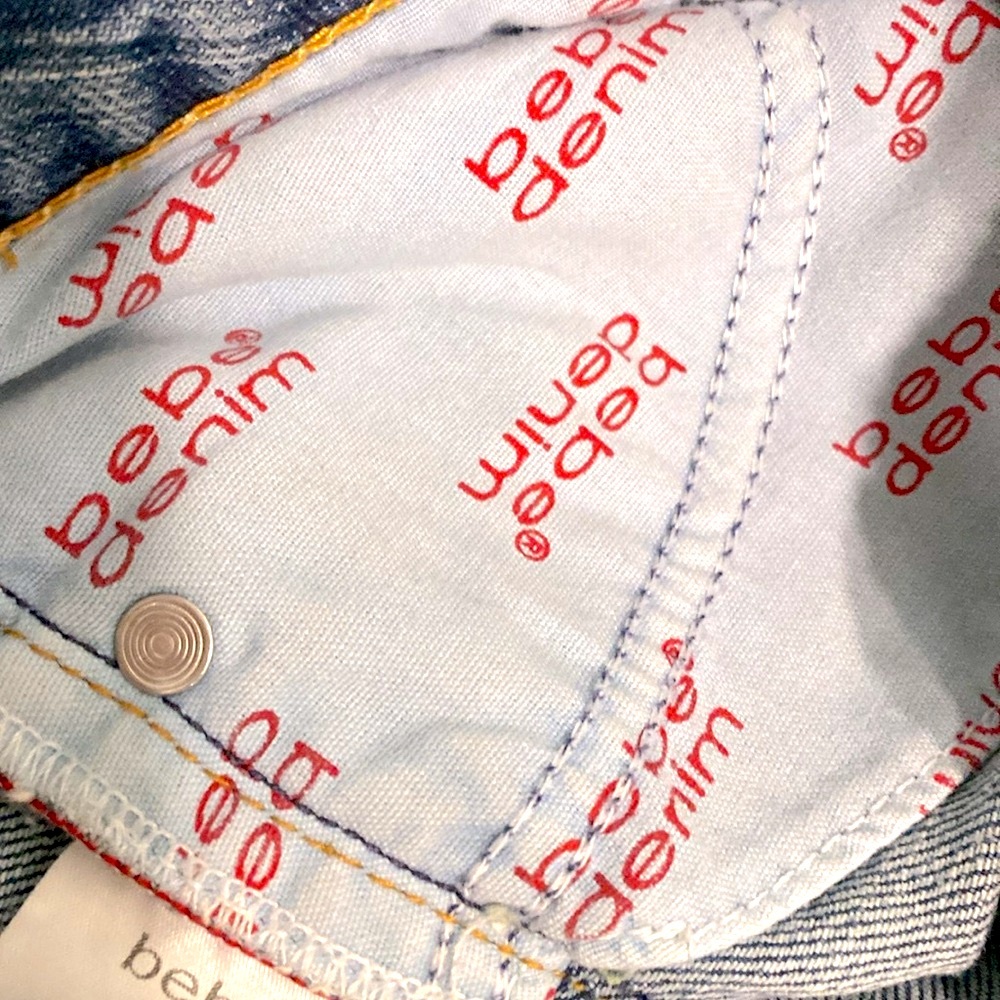 Bebe Denim Jean Like New Excellent Condition - Picture 13 of 13